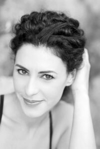 Claudia Barbieri | Attrice - Speaker - Regista