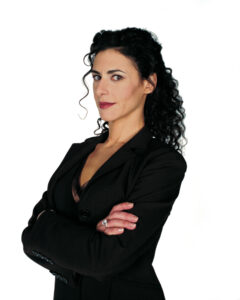 Claudia Barbieri | Attrice - Speaker - Regista